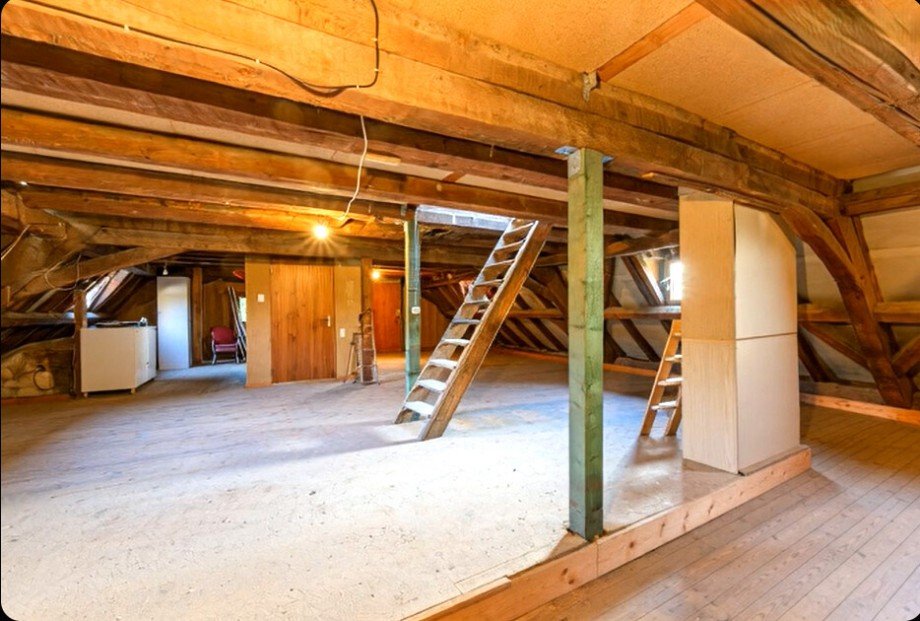 Speicher 2. OG + Dachspitz Etagenwohnung Weil am Rhein