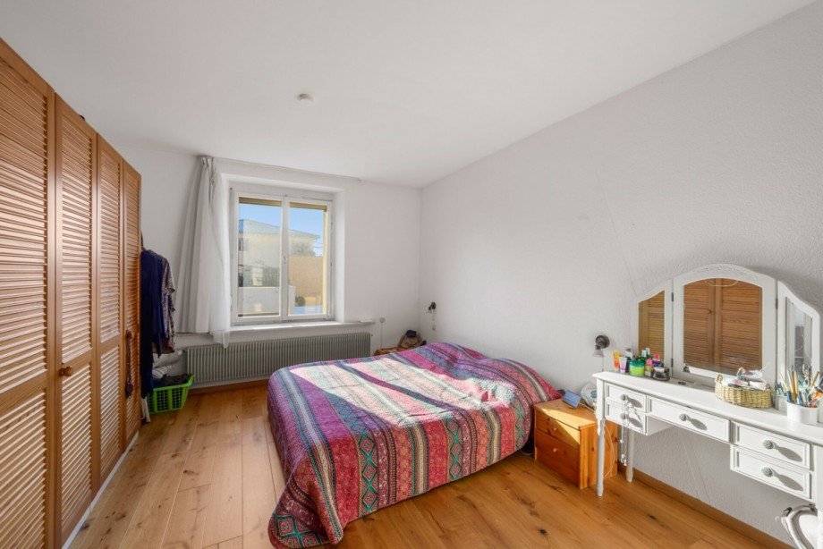 1. OG Schlafzimmer Etagenwohnung Weil am Rhein