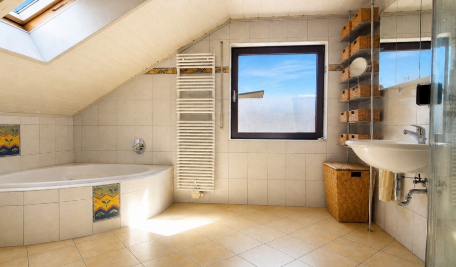 Badezimmer OG Einfamilienhaus Neuenburg am Rhein
