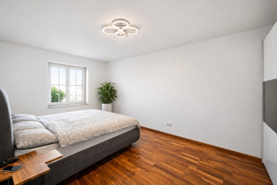 1. OG Schlafzimmer Maisonettewohnung Weil am Rhein / Haltingen